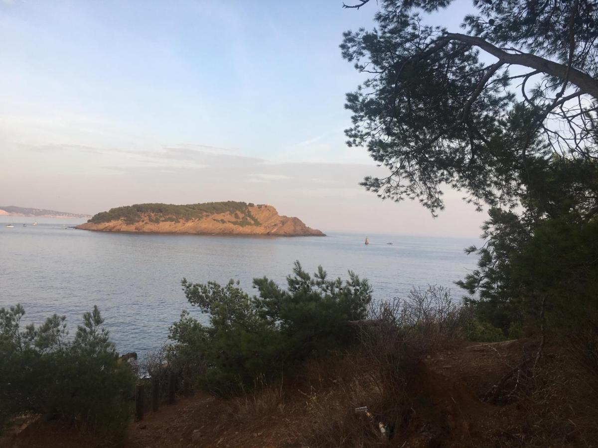 Fanny Wifi Climatise Tout A Pieds 4 Personnes La Ciotat Eksteriør billede